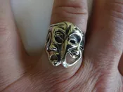 COMEDY TRAGEDY RING