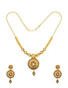 22 Kt Yellow Gold Set With Earrings