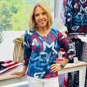 Abstract V-Neck 3/4 Sleeve Top