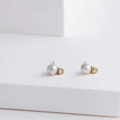 Baby Akoya pearl single pearl diamond studs
