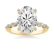 Classic Diamond Engagement Ring — Sayegh Jewelers