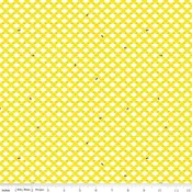 100 AKER WOODS: Honey Hex-Yellow (1/4 Yard)