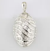 18k natural diamond pendant