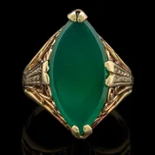 Antique 15K Art Nouveau Green Chalcedony Ring