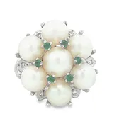 10kt Gold Vintage Pearl & Emerald Cut Diamond Ring