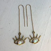 Beholder Ear Threads