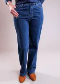 Charlie B Charlotte Straight Leg Jean