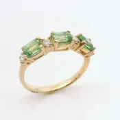 Vintage 14KY Peridot + Diamond Ring