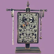 Hand-Painted Earring Holder – Aida Design | Classic Series
