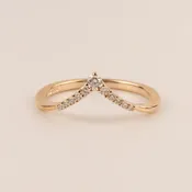 14KRG V-Shaped Contour Diamond Band