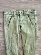 American Eagle  Size 4 Bottoms