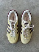 Adidas women Sneakers Yellow 6.5