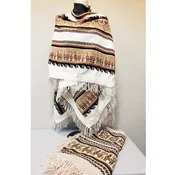 Andean Wrap