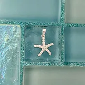 14k White Gold .13cttw Diamond Starfish Pendant