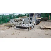 Advantage Feeder - 5' Cradle Hay Feeder Sheep/Goat