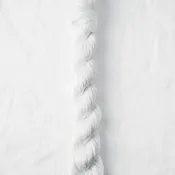 100% Organic linen / Spun in Italy
Heavy worsted weight 82yd [75m] / 50g 4 sts / inch on size US 8 [5 mm] needles
3.5 sts / inch on size US 10.5 [6.5 mm] needles