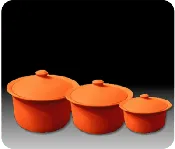 Juego 3 ollas con tapadera  Capacidad 1.4, 2.36 y 3.8 litros (precio en dólares)