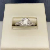 14kw, Engagement Ring