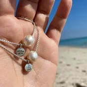 Big pearl necklace
