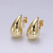 14K Gold Filled 25mm Chunky Modern Teardrop Stud Earrings in Gold