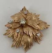 Gold & Diamond Flower Brooch/Pendant