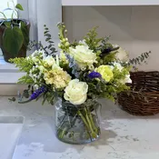 Yellow, white and blue bouquet