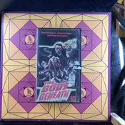 (1970), MILLIGAN – BODY BENEATH 1983 WORLD VIDEO CUTBOX VHS+2024.10.19.127