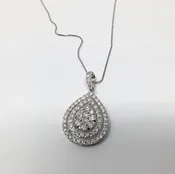 #5Z61B2 18K White Gold Tear Drop Necklace