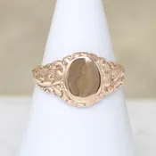 Acanthus Motif 10k Gold Signet Ring