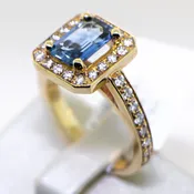 Custom Sapphire Center Stone Ring - 14K Yellow Gold