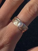 Keshi Pearl Thick Floral Band