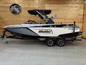2019 Malibu 23 LSV