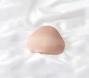 909 Seamless Triangle Puff Form