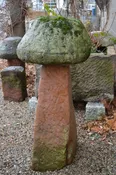 English Staddle Stone EU 16  20x41 — The Garden Vault