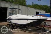 2025 Hurricane SunDeck Sport SS 188 I/O