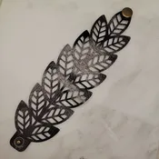 Faux leather leaf braclet