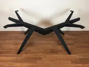 Mantis metal base for dining table