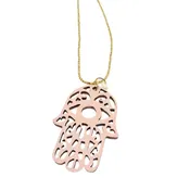 atsuyo et akiko hamsa wooden necklace light pink