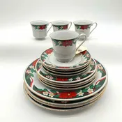 16 Pieces White/Red/Green Tienshan China Poinsetta Dinnerware Christmas Decor