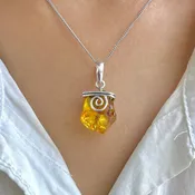 Amber Pendant-(AMB-P-104.)
