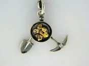 C025  Pik Pok Charm with Nuggets