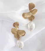 Maison Sabben "Univers Pearl" Earring