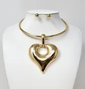 Amore Heart Pendant Necklace Set — Bagz & Bling