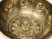 10″ Hand Hammered Bowl -Etched – Ganesh C Note