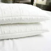 Cozi Comfort Rest Pillow