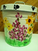 10 Gallon Light Blue Wash w/Floral Garden, Paw Print Lid and Lid Rim