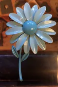 Blue Daisy Pin — Carpe Diem