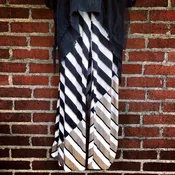 Chico’s Zenergy black white tan diagonal stripe elastic waist pants (size: XL)