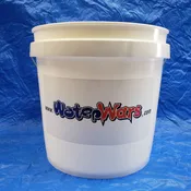 8 Buckets