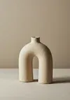 The Ridge Vase — Brendle Rentals